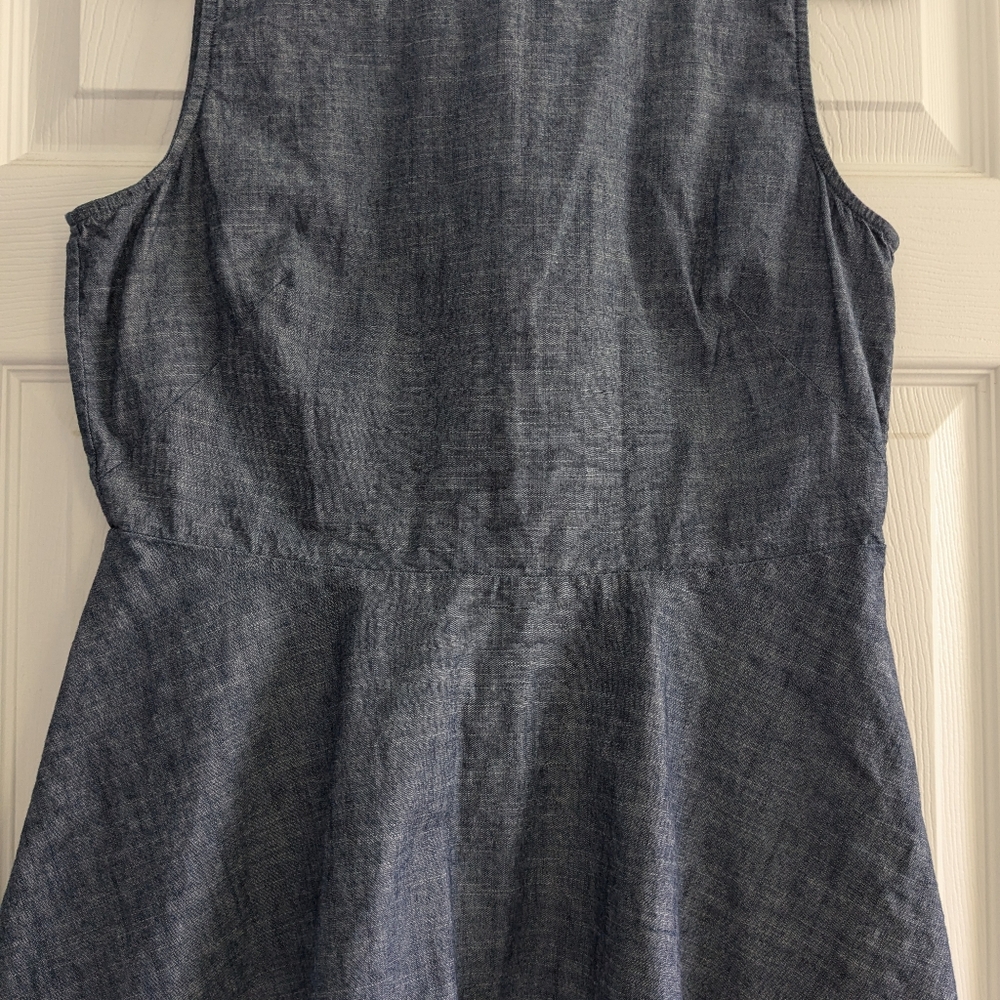 Banana Republic Sleeveless Top Size 10